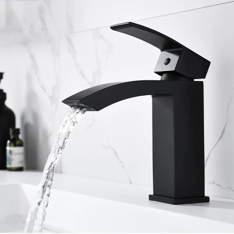 Black Curve Basin Mixer