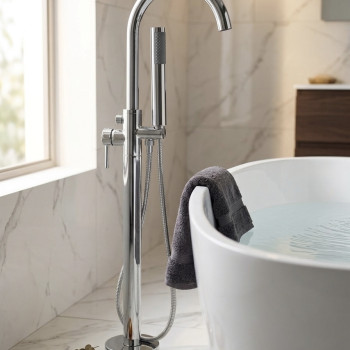 Free Standing Bath Mixer Chrome Curved Spout